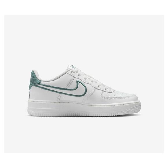 Nike Air Force One LV8 "Resort and Sports Edition " New Box Womans 7.5/ 6y - Picture 4 of 10